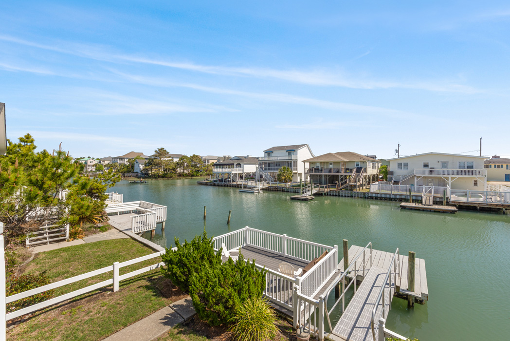 cherry grove channel homes